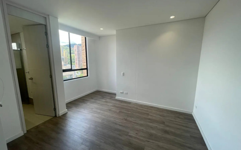 For Rent Elegant PH Apartment with Panoramic Views for Rent in Lalinde, El Poblado