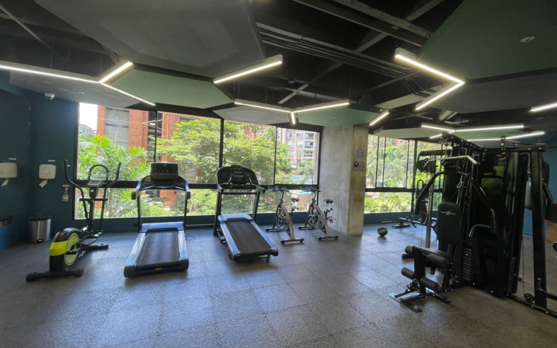 For Rent Elegant Top-Floor Apartment with Panoramic Views for Rent in Lalinde, El Poblado