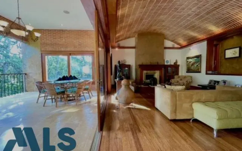 Casa en Envigado en Alto de las Palmas
