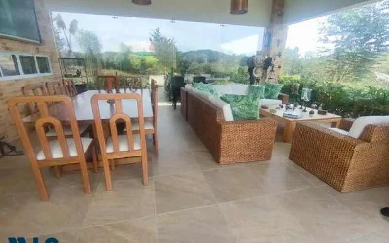 Casa en El Retiro en Corredor Las Palmas - El Retiro