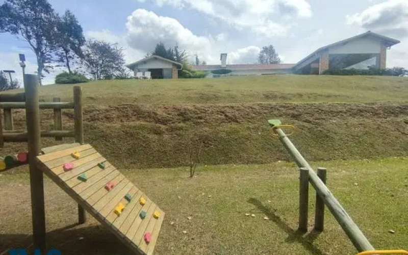 Casa en El Retiro en Corredor Las Palmas - El Retiro