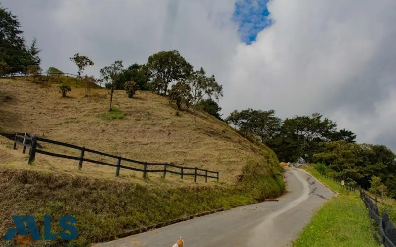 Lote Residencial en Rionegro en vereda Higueron