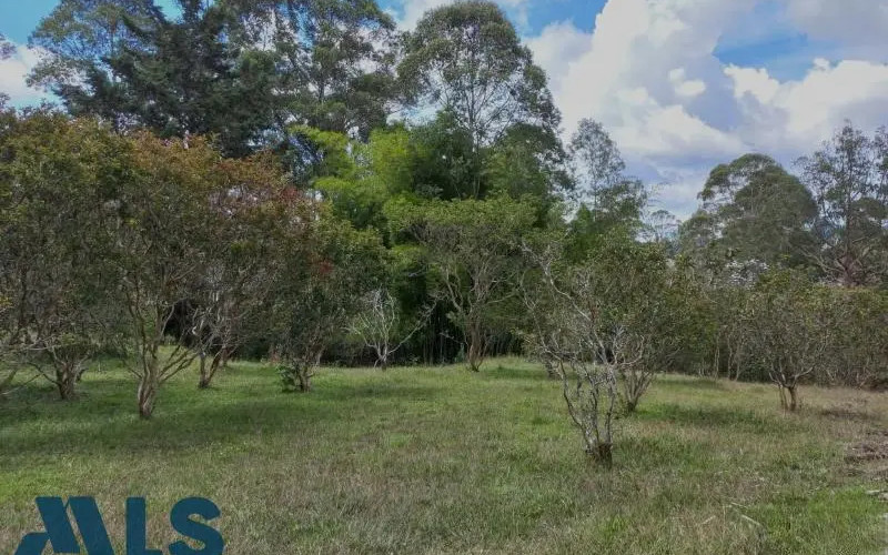 Lote Residencial en Marinilla en V. La Peña