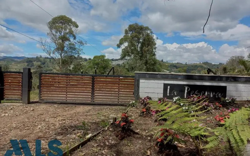 Lote Residencial en Marinilla en V. La Peña