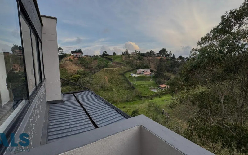 Casa en San Vicente en Chaparral