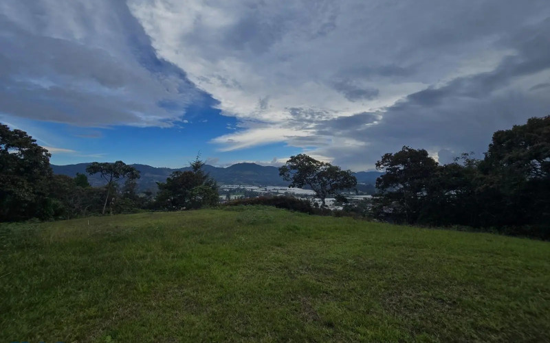 Lote Residencial en La Ceja en V. EL Capiro