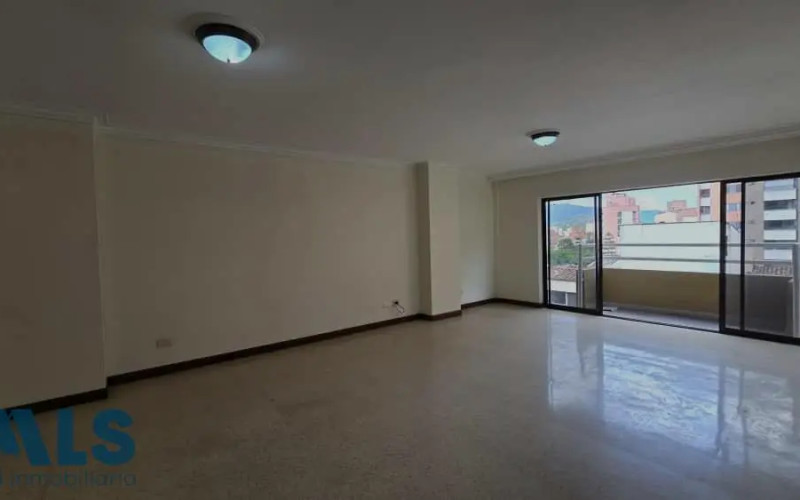 Apartamento en Medellín en Laureles