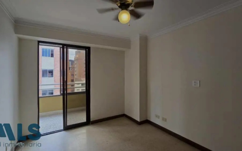 Apartamento en Medellín en Laureles