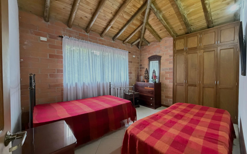 Casa en Sabaneta en Las Lomitas