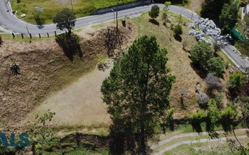 Lote Residencial en Envigado en Loma del Escobero