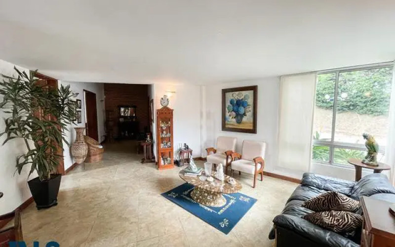 Casa en Envigado en Alto de las Palmas
