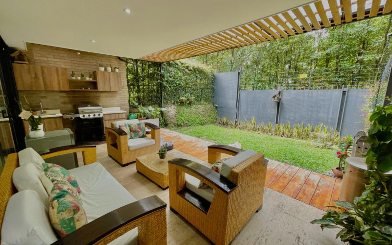 Casa en Envigado en El Chocho
