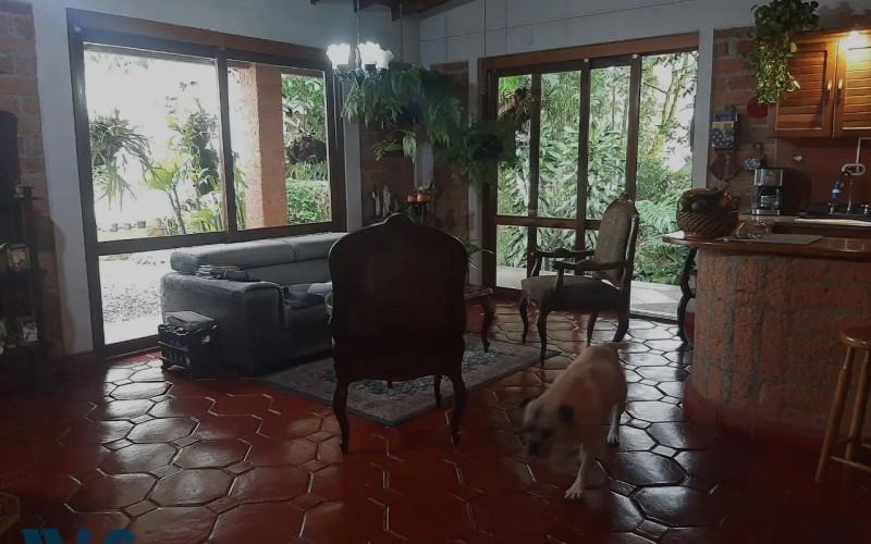 Casa en La Estrella en Ancón San Martín