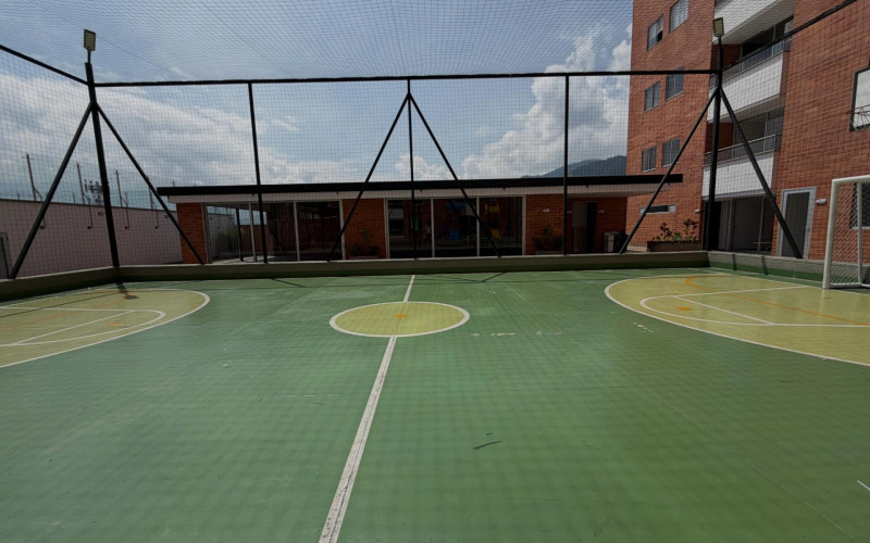 Apartamento en La Estrella en Casa Jardin