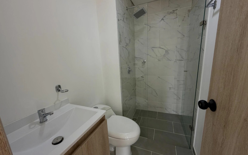 Apartamento en La Estrella en Casa Jardin