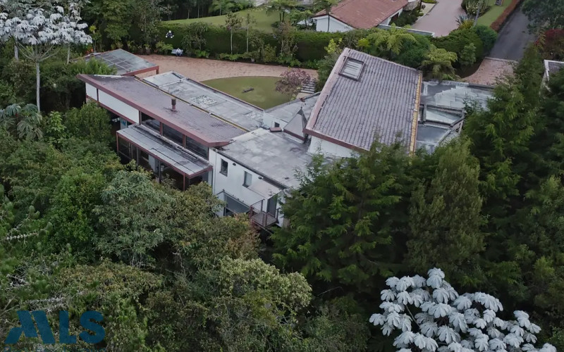 Casa en Envigado en Alto de las Palmas