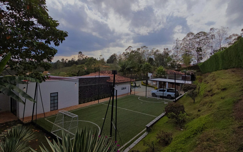 Casa en San Vicente en Chaparral