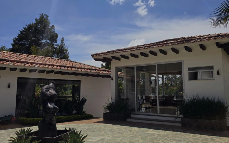 Casa en San Vicente en Chaparral