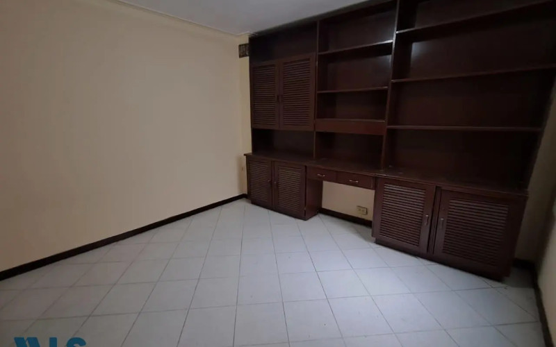 Apartamento en Medellín en Los Colores