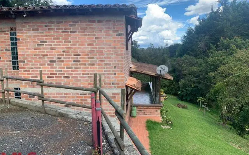 Casa en Rionegro en V. Pontezuela