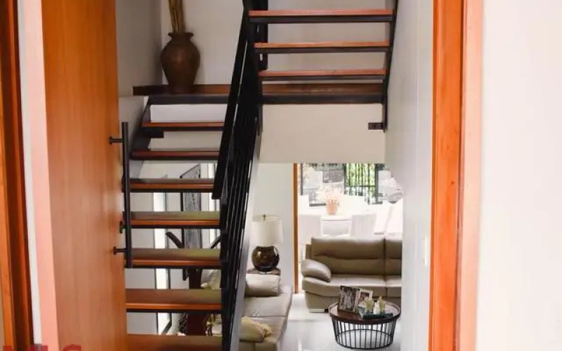 Casa en Medellín en Altos del Poblado