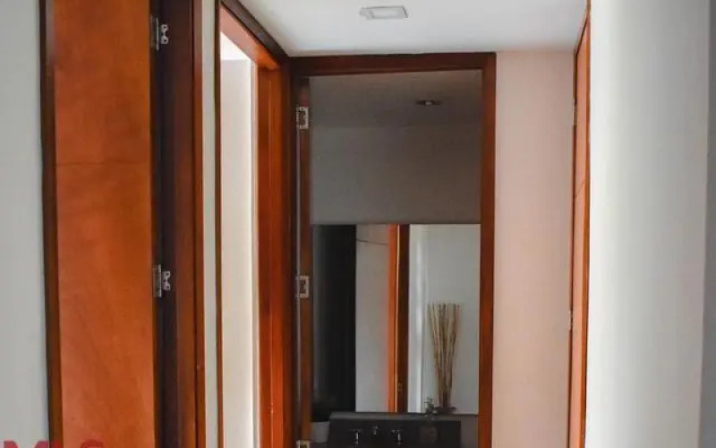 Casa en Medellín en Altos del Poblado