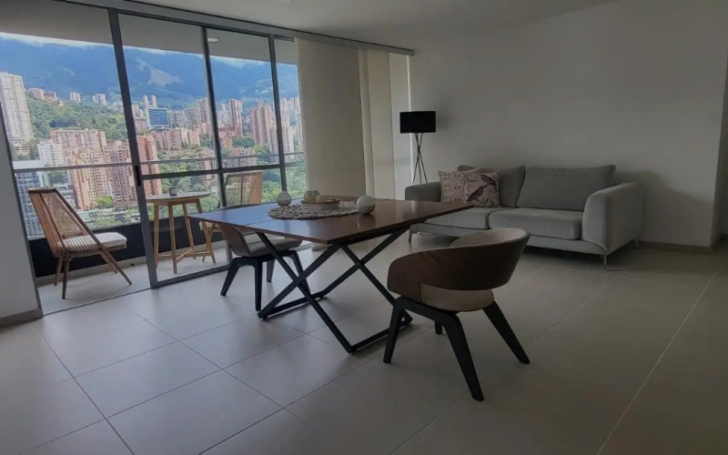 Apartamento en Medellín en Ciudad del Rio
