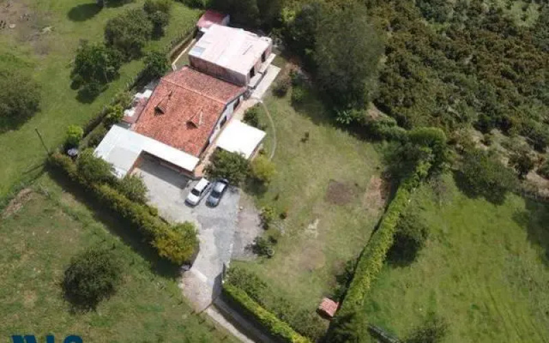 Finca Recreativa en Marinilla en Autopista (Marinilla)