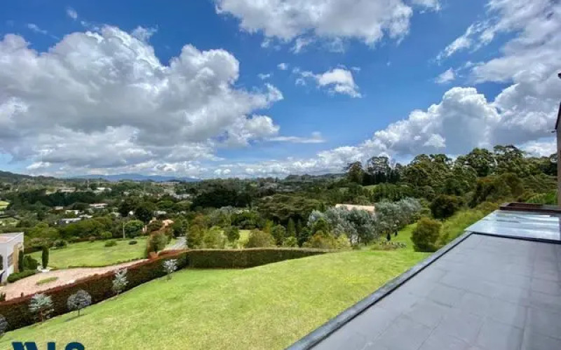 Casa en Envigado en Alto de las Palmas