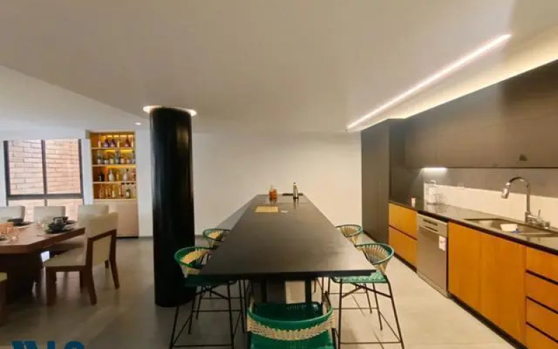 Apartamento en Medellín en Loma Los Gonzalez