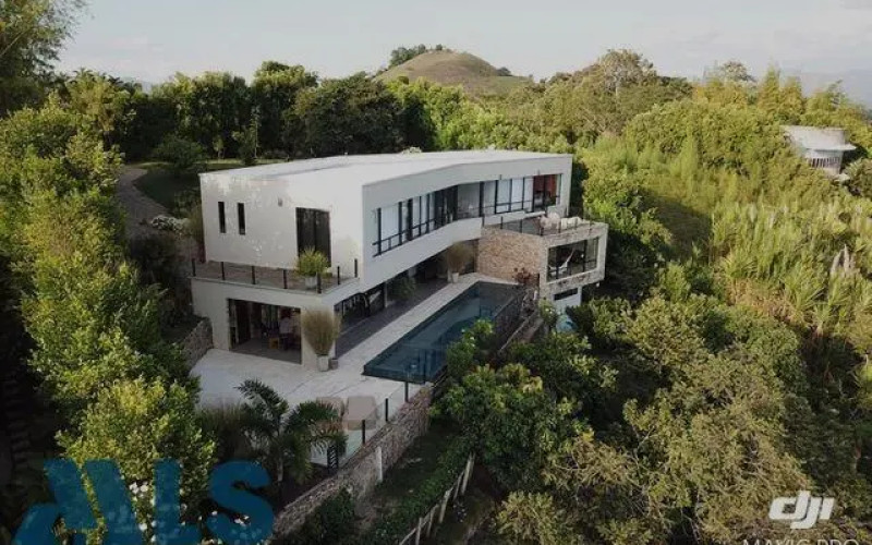 Casa en Pereira en Cerritos