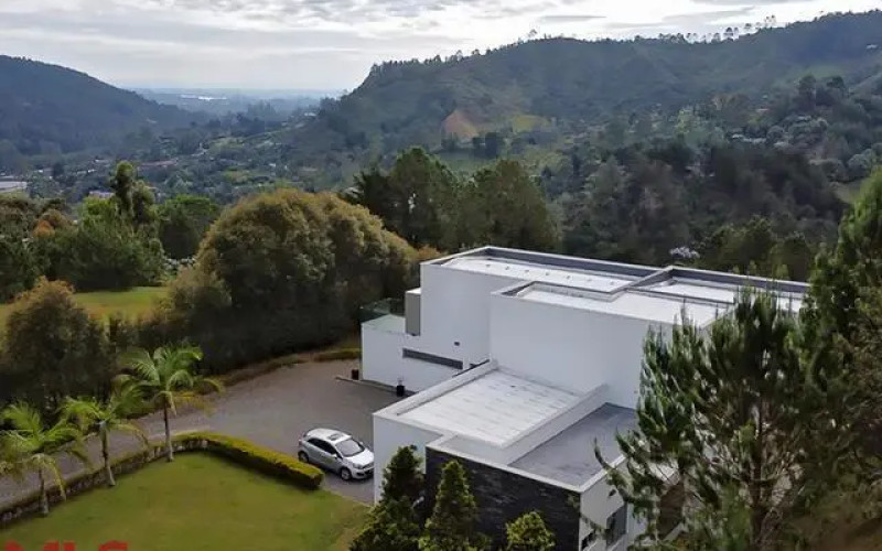 Finca Recreativa en El Retiro en Corredor Don Diego