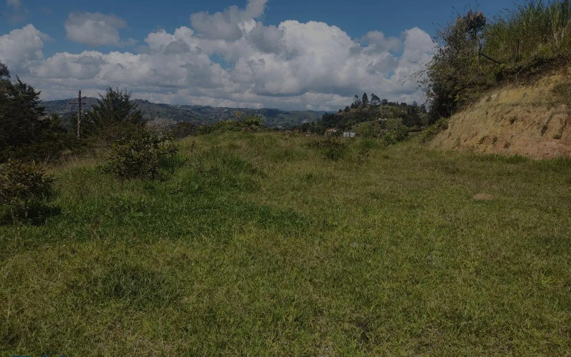 Lote Residencial en El Peñol en Morro