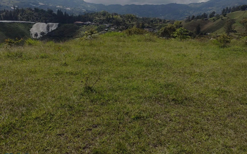 Lote Residencial en El Peñol en Morro