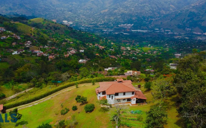 Finca Recreativa en Girardota en V. Mangarriba