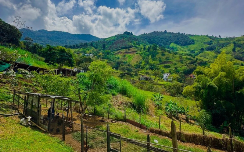 Finca Recreativa en Girardota en V. Mangarriba