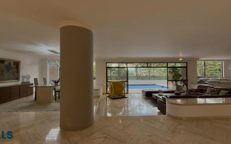 Apartamento en Medellín en El Campestre