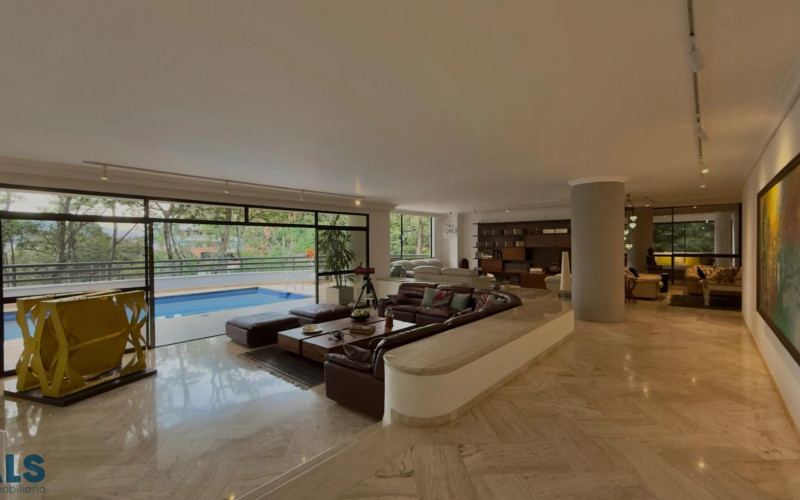 Apartamento en Medellín en El Campestre