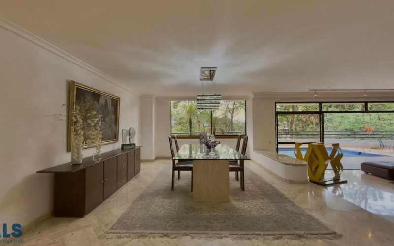 Apartamento en Medellín en El Campestre
