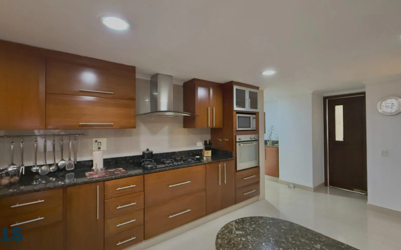 Apartamento en Medellín en El Campestre
