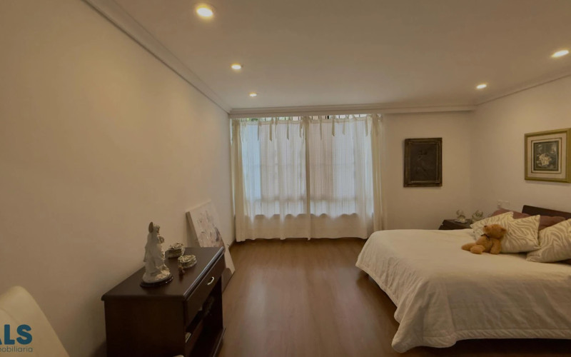 Apartamento en Medellín en El Campestre