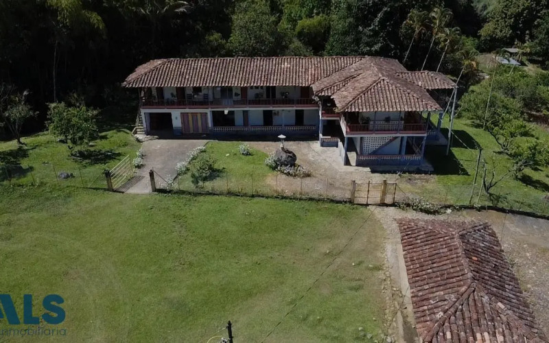 Casa en Tarso en Cauca Viejo