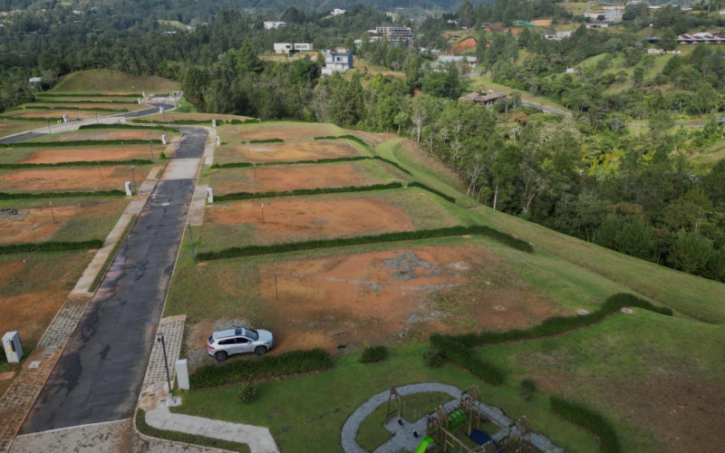 Lote Residencial en El Retiro en Alto de las Palmas (El Retiro)