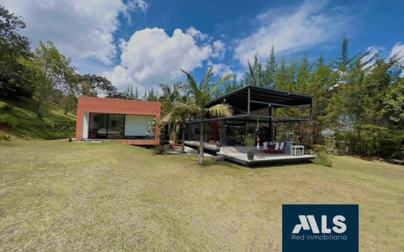 Casa en Rionegro en V. El Capiro (Rionegro)