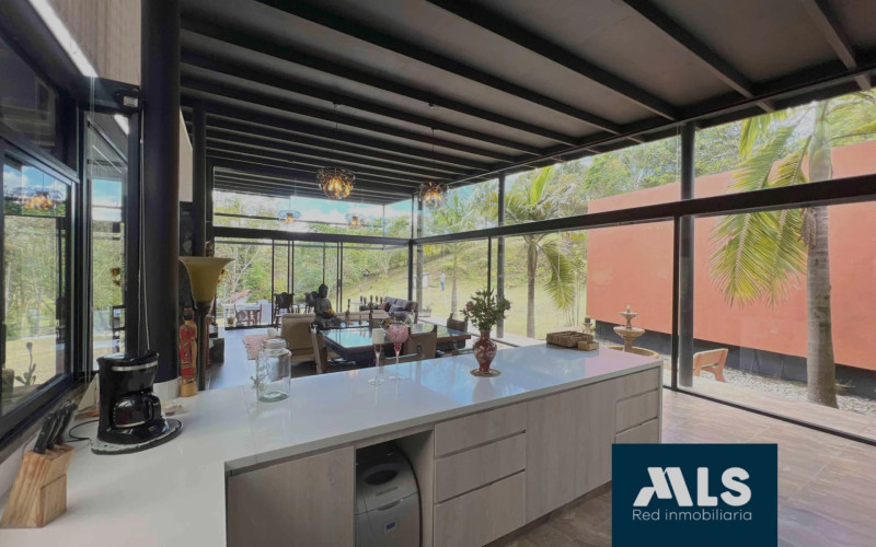 Casa en Rionegro en V. El Capiro (Rionegro)