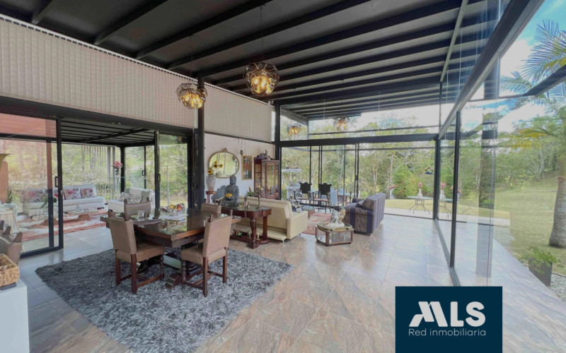 Casa en Rionegro en V. El Capiro (Rionegro)