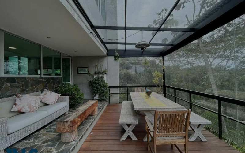 Casa en Envigado en Alto de las Palmas