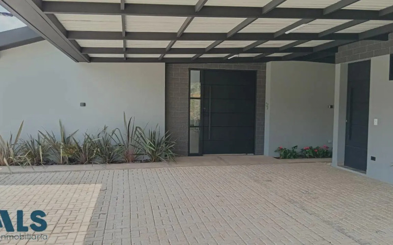 Casa en Rionegro en V. El Capiro (Rionegro)