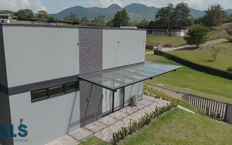 Casa en Rionegro en V. El Capiro (Rionegro)