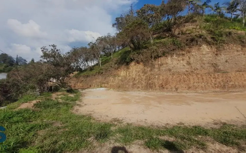 Lote Residencial en Guarne en V. Chaparral